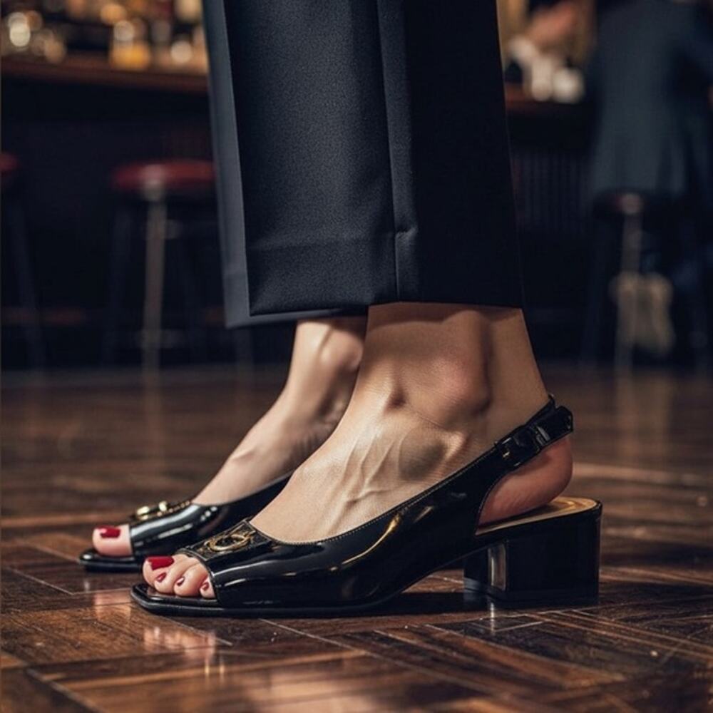 Salvatore Ferragamo Patent Leather Open Toe Mule Sling Back Sandals Sz 7